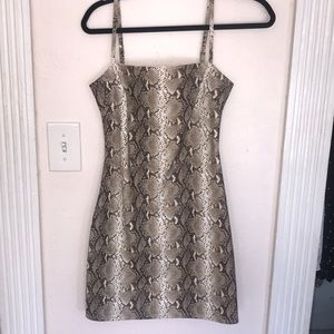⭐️Tiger mist Viper Snake skin dress ⭐️